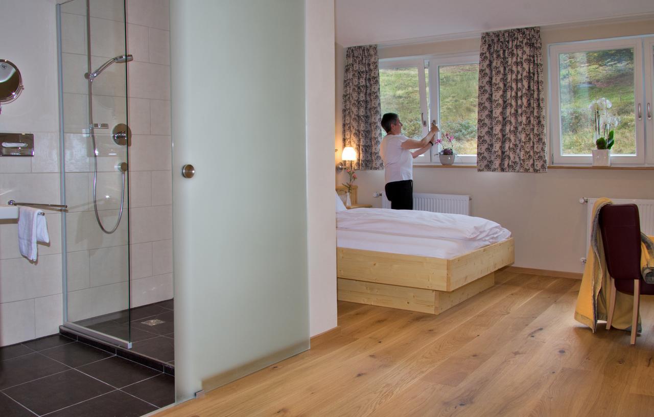 "Gutshof Lilienfein" - Medical Resort & Herbal Spa Im Suedschwarzwald Wieden Buitenkant foto